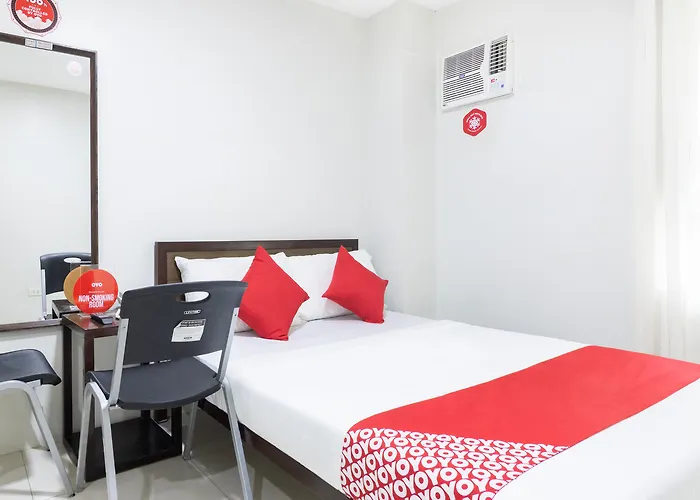 Hotel Oyo 152 Sangco Condotel