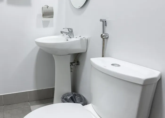 Hotel Oyo 152 Sangco Condotel 3*