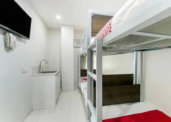 Hotel Oyo 152 Sangco Condotel 3*