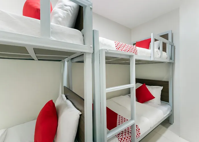Oyo 152 Sangco Condotel Manila