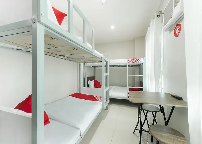 Oyo 152 Sangco Condotel Hotel 3*