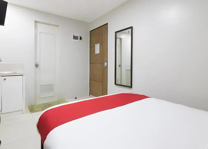 Oyo 152 Sangco Condotel Manila