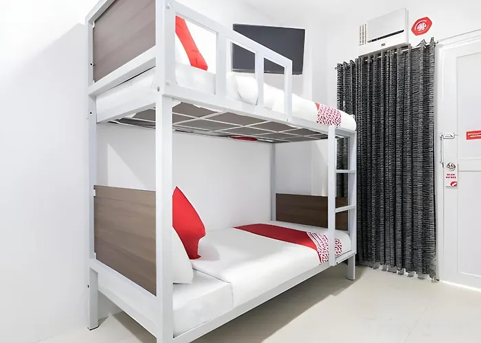 Oyo 152 Sangco Condotel Manila