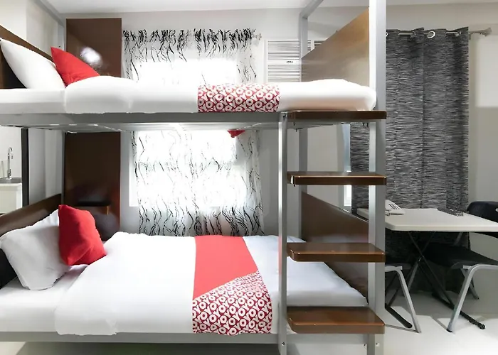 Oyo 152 Sangco Condotel Hotel 3*