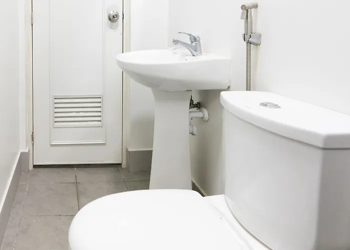Hotel Oyo 152 Sangco Condotel 3*